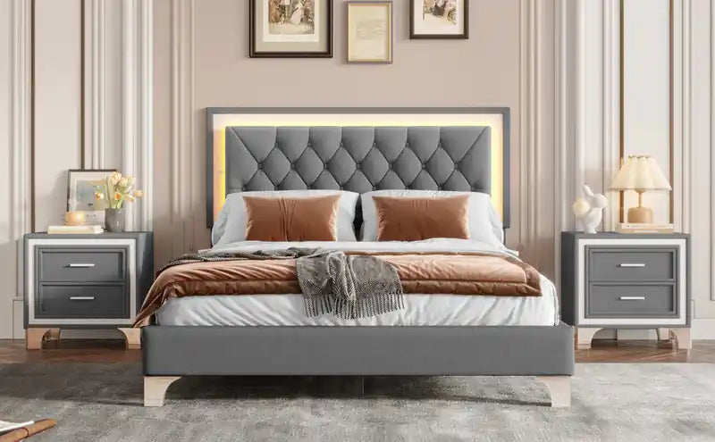 Ensemble de chambre à coucher 3 pièces avec tête de lit capitonnée en velours, lit rembourré et lumières LED, lit queen size, lit queen size gris
