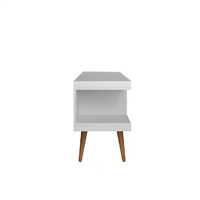 Meuble TV 53,14 po avec pieds en bois évasés et 4 tablettes