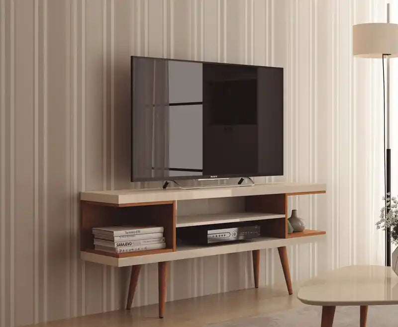Meuble TV 53,14 po avec pieds en bois évasés et 4 tablettes